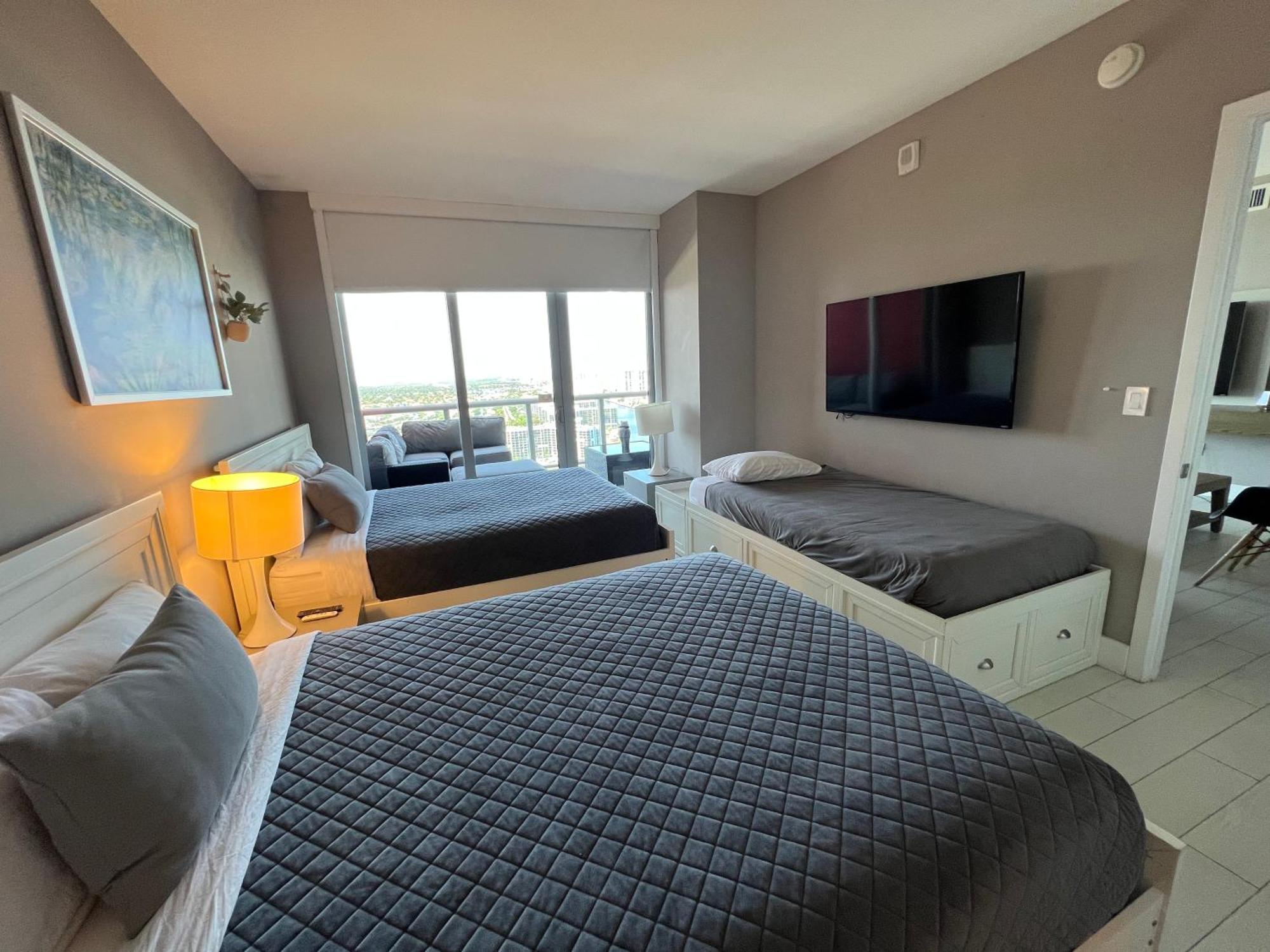 Mvr Apartments At Beachwalk Resort 할렌데일비치 외부 사진