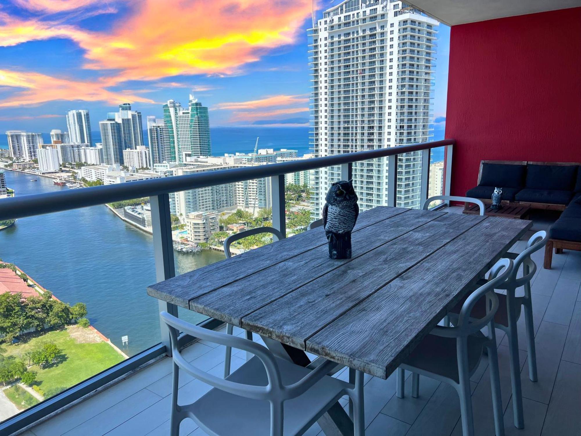 Mvr Apartments At Beachwalk Resort 할렌데일비치 외부 사진