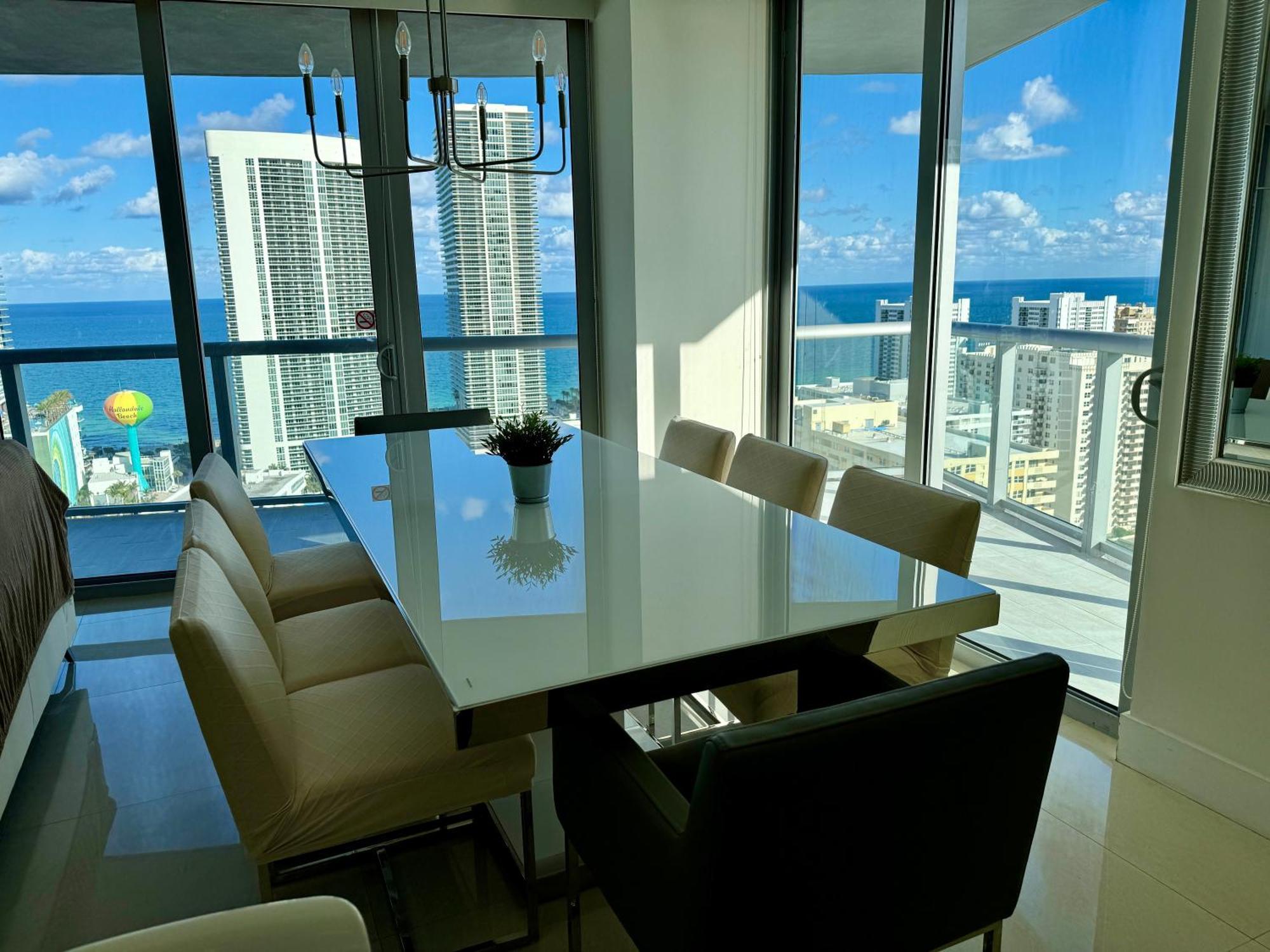 Mvr Apartments At Beachwalk Resort 할렌데일비치 외부 사진