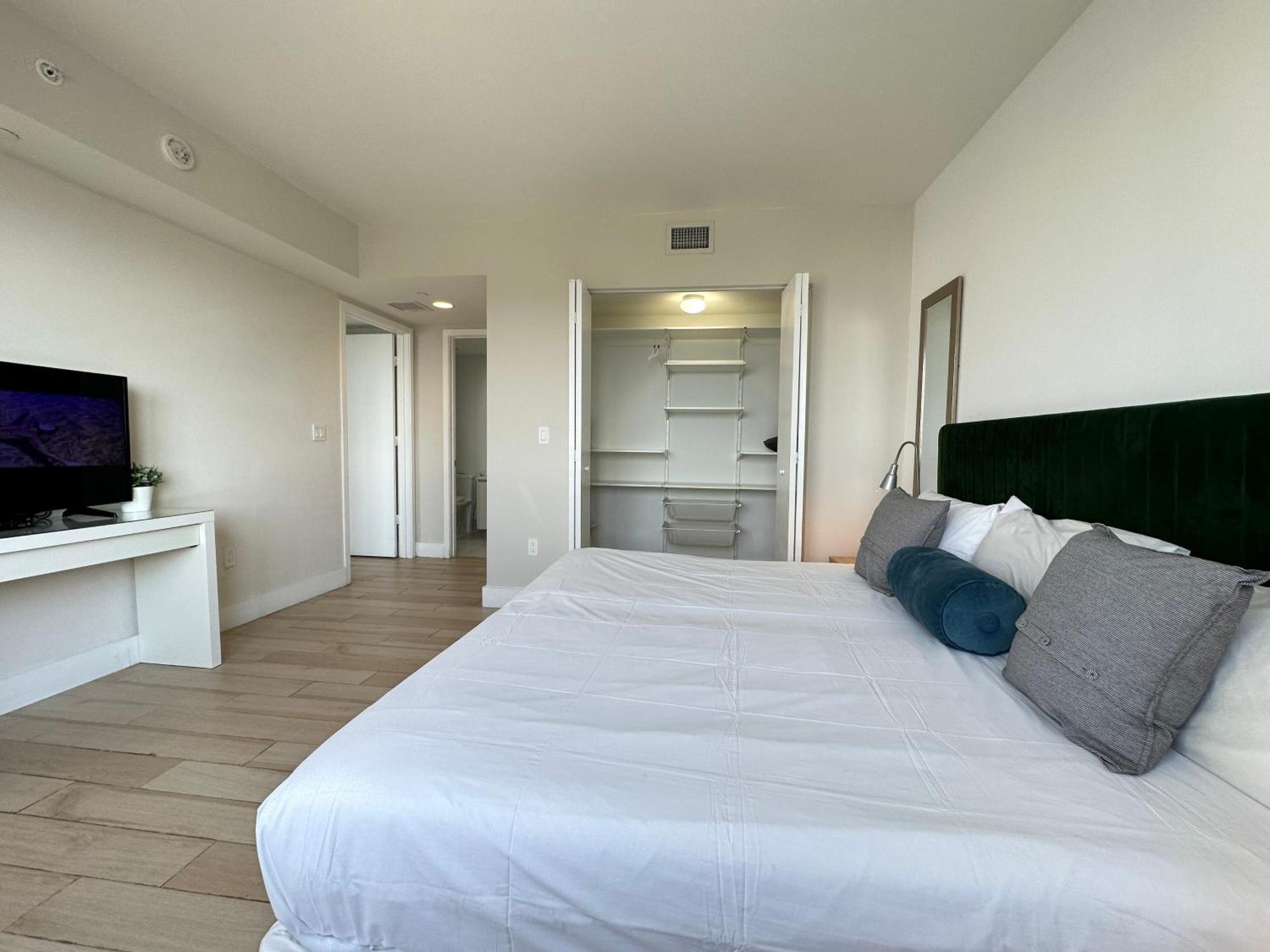 Mvr Apartments At Beachwalk Resort 할렌데일비치 외부 사진