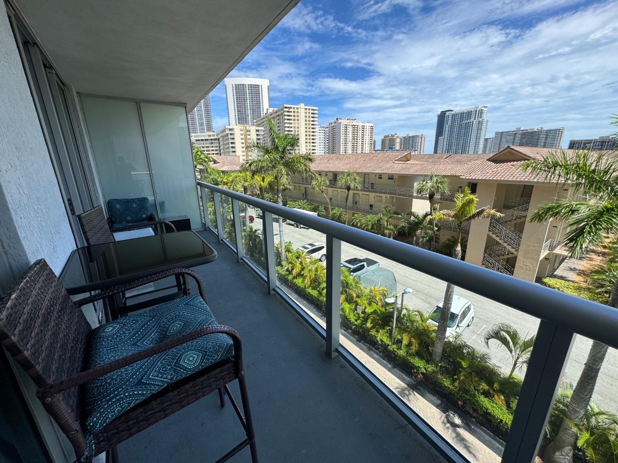 Mvr Apartments At Beachwalk Resort 할렌데일비치 외부 사진